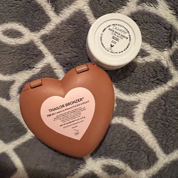 Makeup bundle - Picture 2 of 4